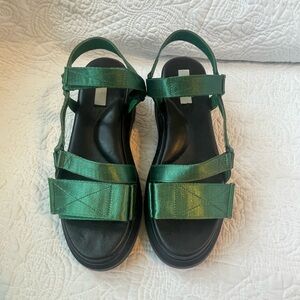 Suzanne Rae platform green Velcro sandals